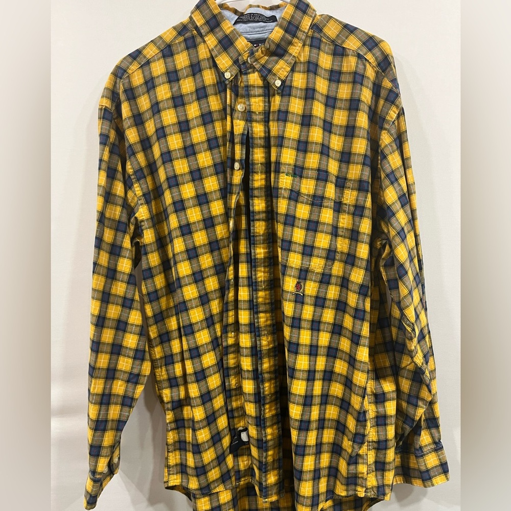 Gently used Tommy Hilfiger button up long sleeve